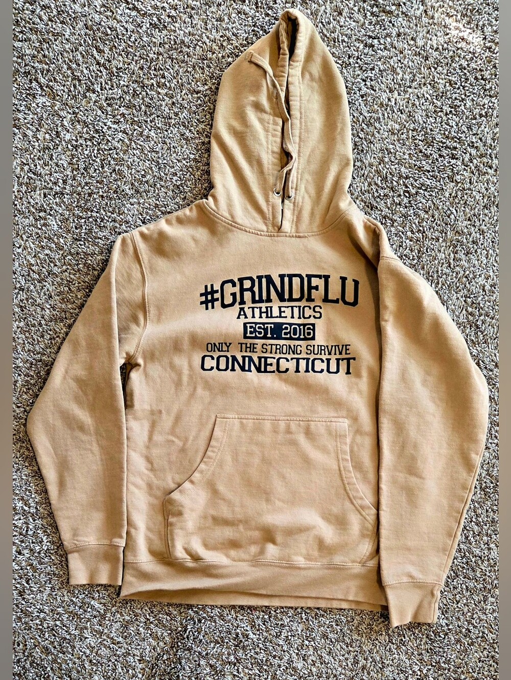 Tan Hooded Zip-Up Sweatshirt w/ #GRINDFLU Connecticut Print Size M